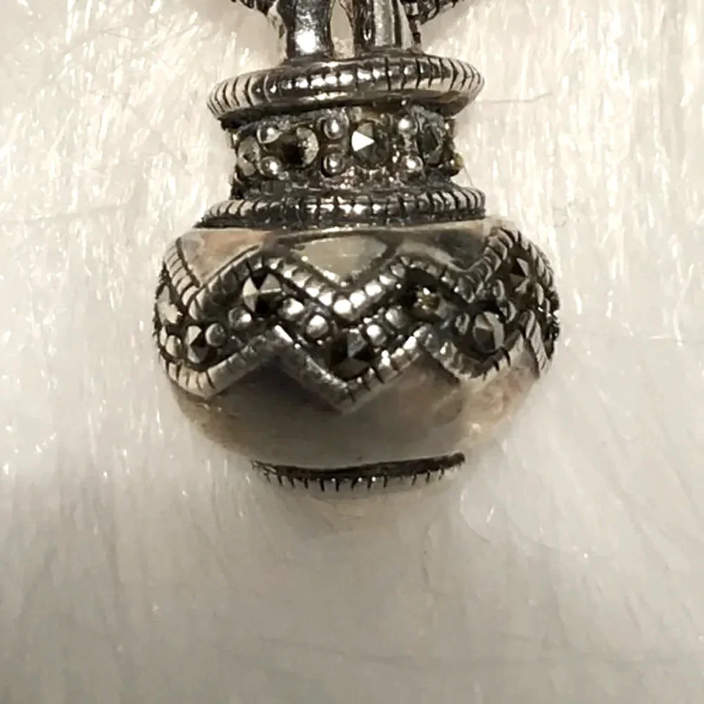 Beautiful Flowers 925 silver pin